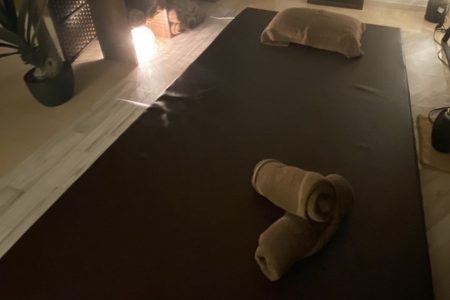 エステ店でのお仕事経験がある方はもちろん､初めての方でも大歓迎です｡
