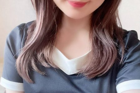 制服は支給いたします。